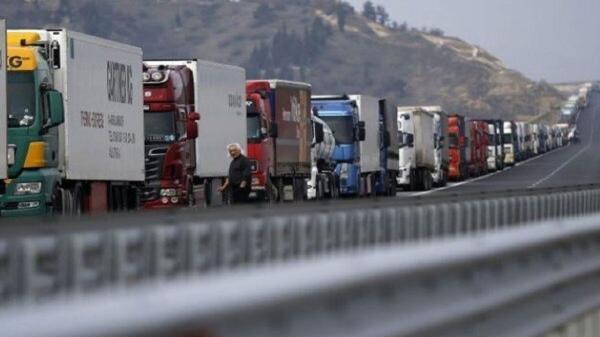 هر 15 ثانیه یک کامیون کالای اساسی وارد کشور می شود